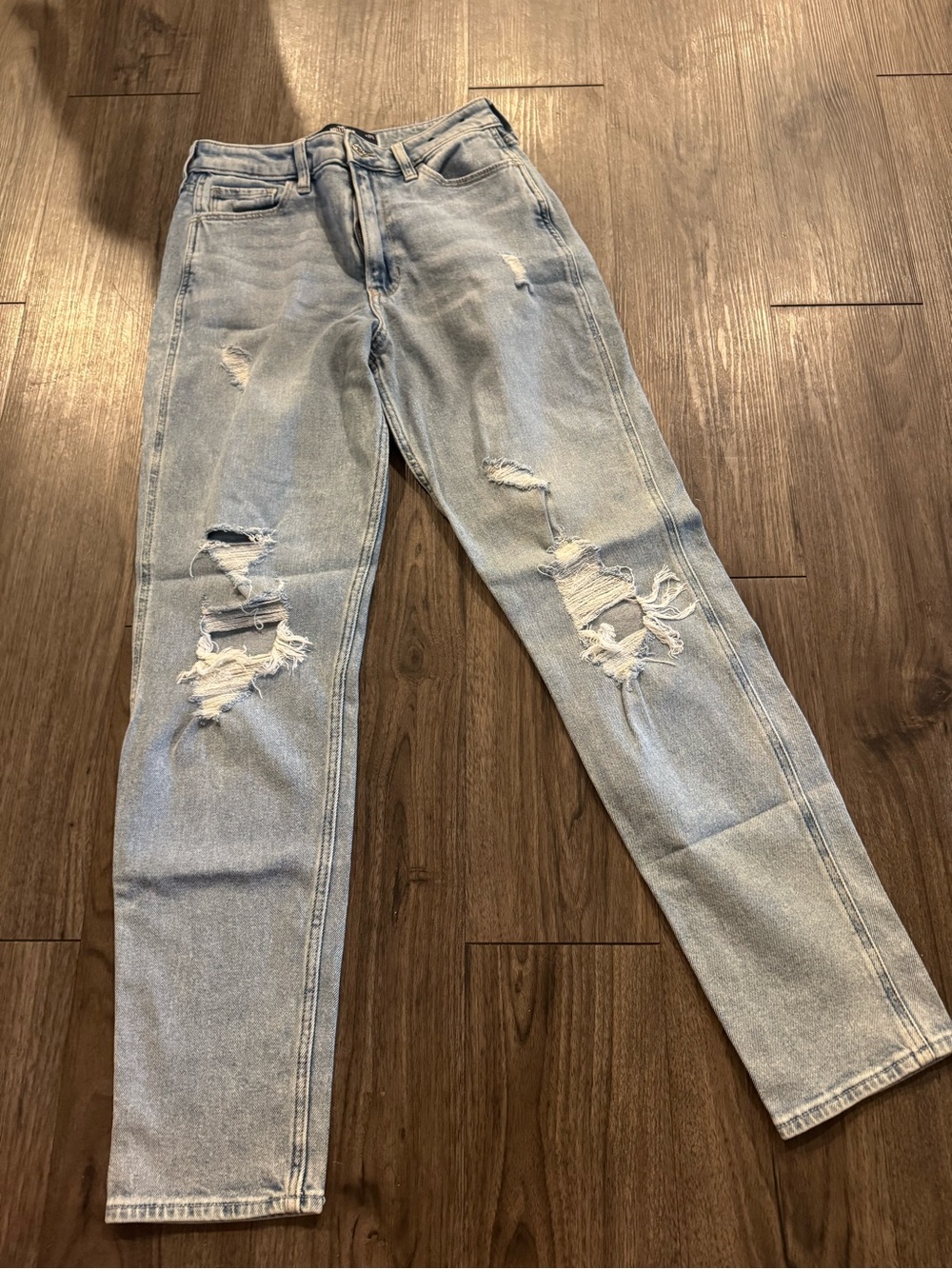 American Eagle Outfitters Light Blue Distressed Straight Leg Jeans